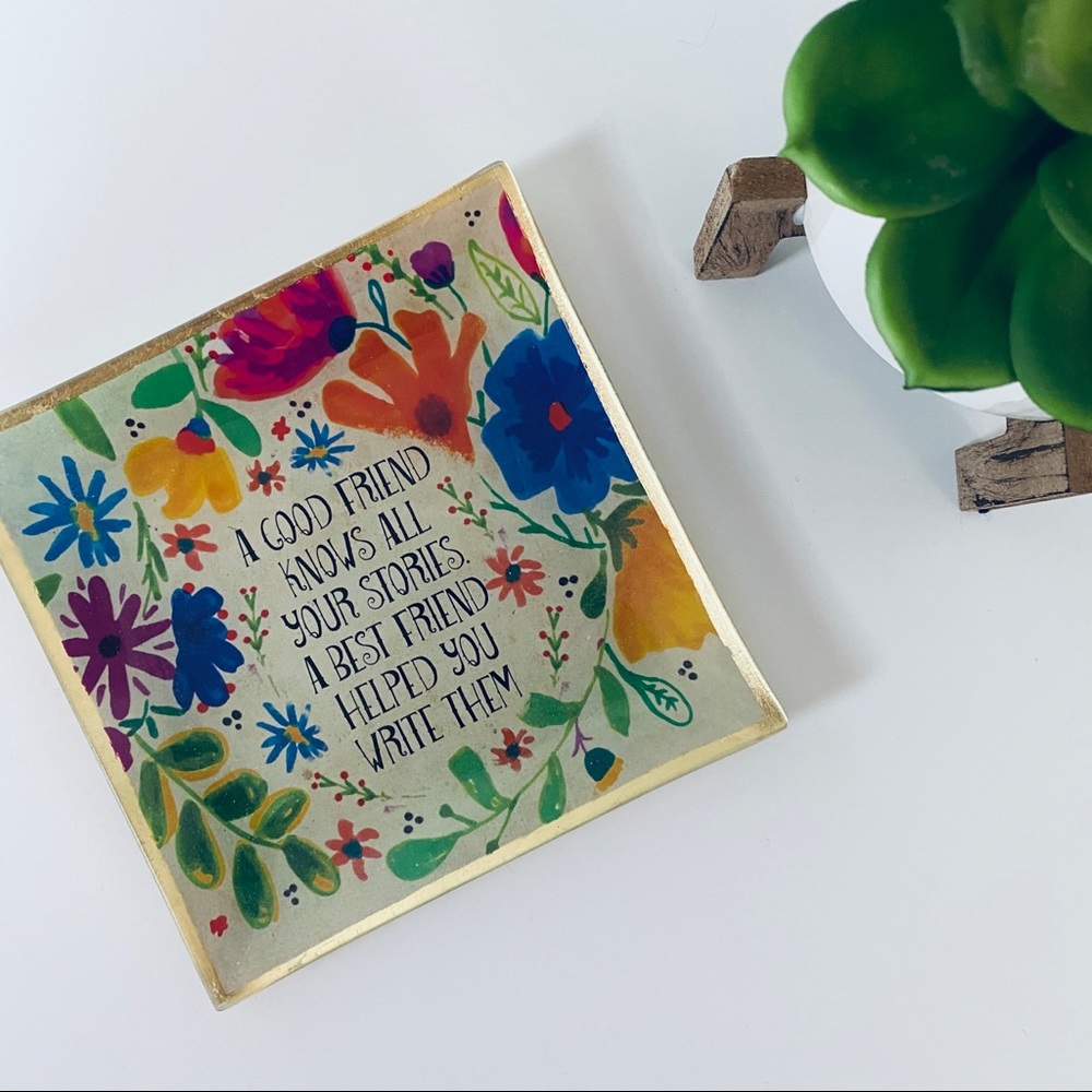 ✨Friendship Jewelry Plate NWT✨